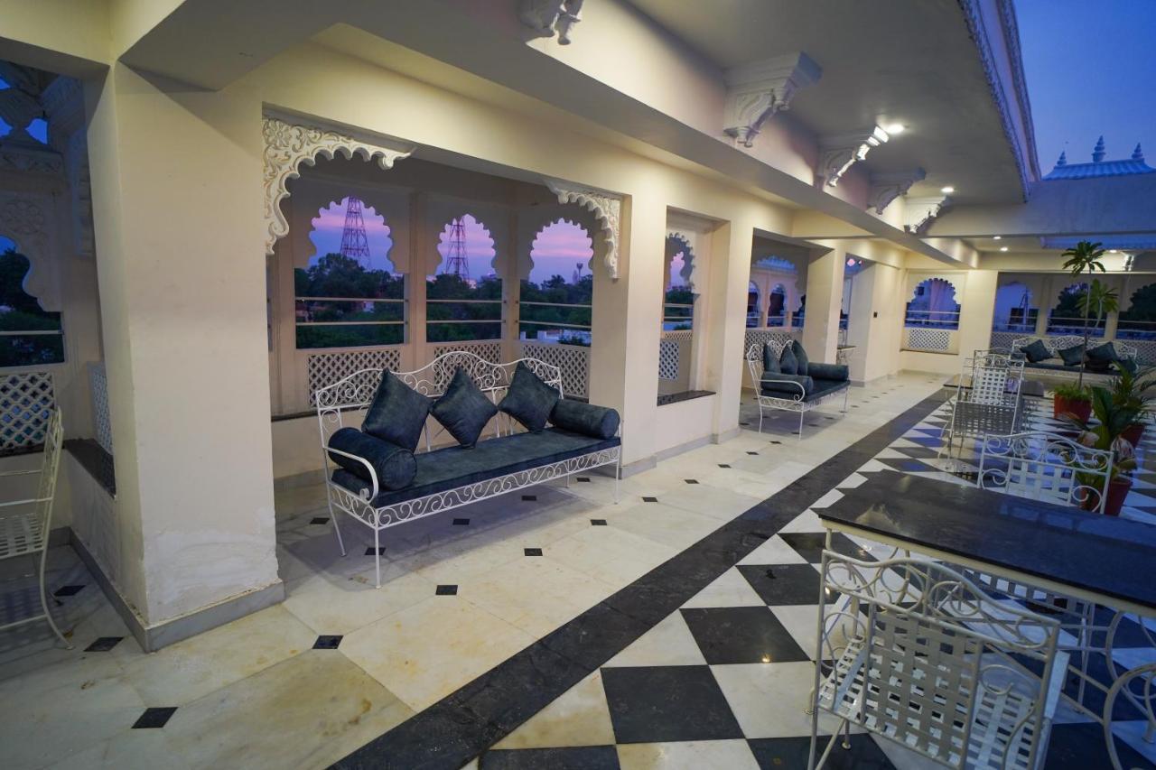 The Amar Mahal By Trulyy Hotel Udaipur Exterior photo